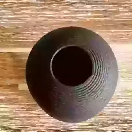 Medium Skinny Black Vase 